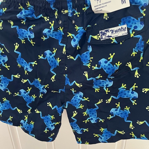 Other - Men’s medium trunk bathing suits, frog print new with tags